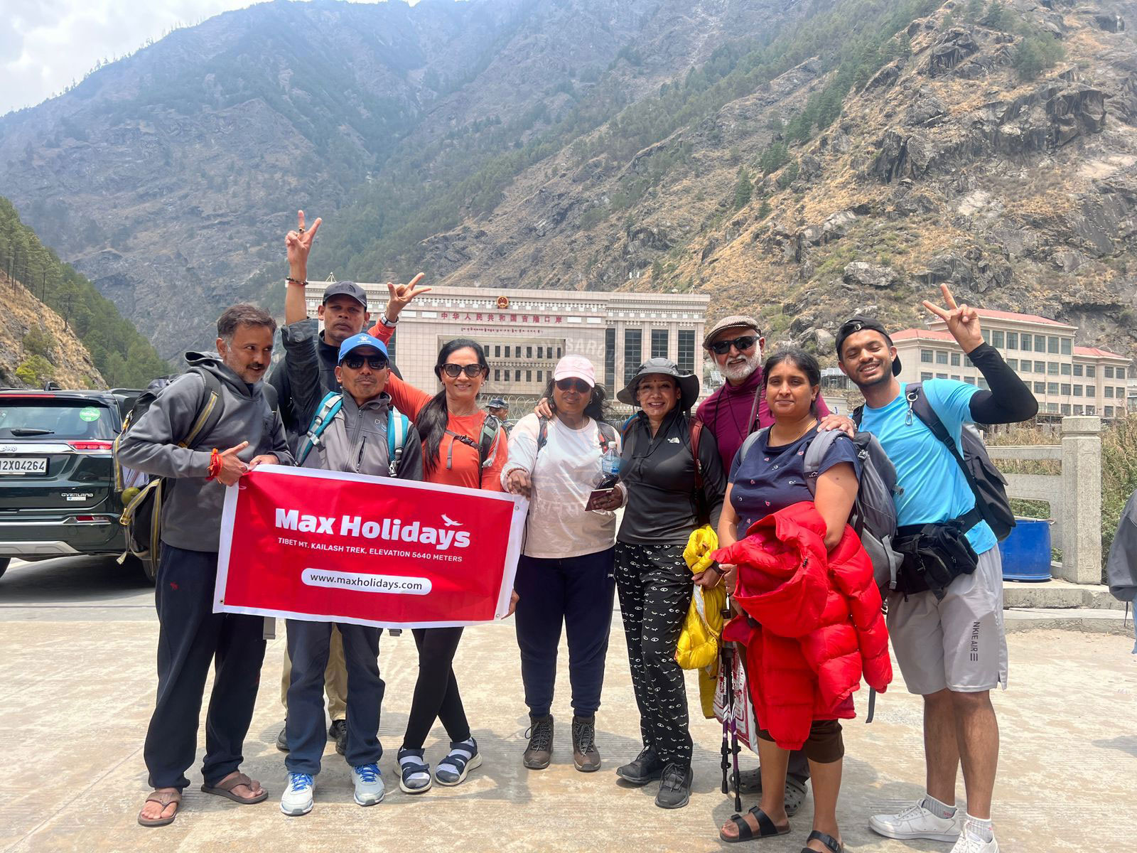 Yatris Gathering Friendship Bridge Kailash Yatra