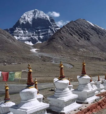 Dirapukh Monastery and Stupas near Mt. Kailash